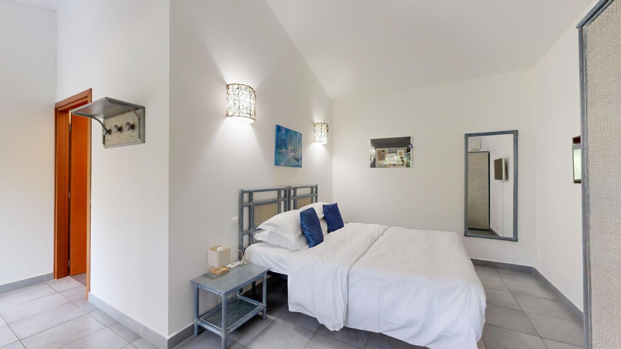 Poisson Rouge Hotel โบนิฟาซิโอ ภายนอก รูปภาพ