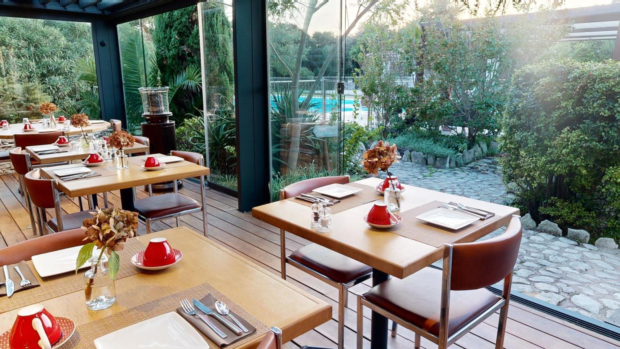 Poisson Rouge Hotel โบนิฟาซิโอ ภายนอก รูปภาพ